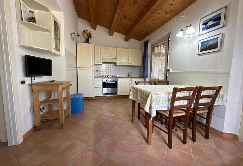 בית מלון כפרי Agriturismo Case Al Sole