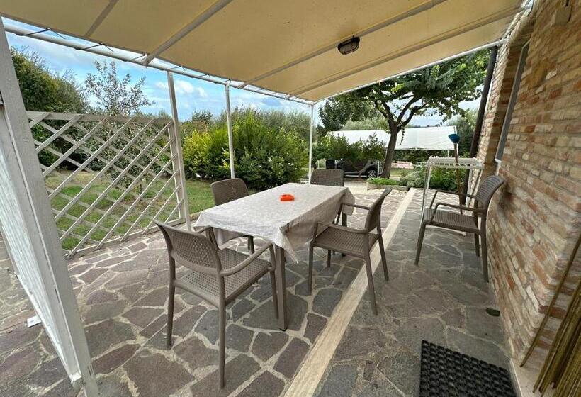 בית מלון כפרי Agriturismo Case Al Sole