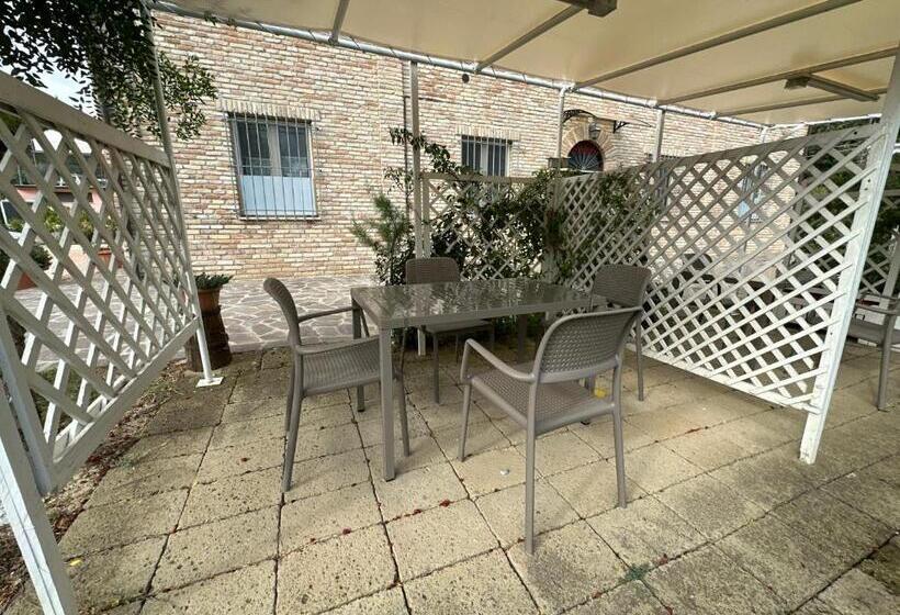 בית מלון כפרי Agriturismo Case Al Sole