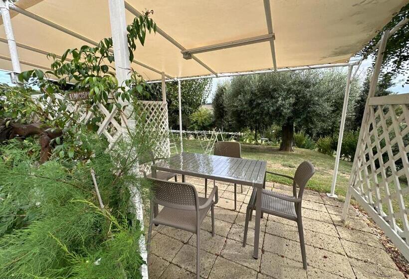 בית מלון כפרי Agriturismo Case Al Sole