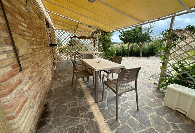 בית מלון כפרי Agriturismo Case Al Sole