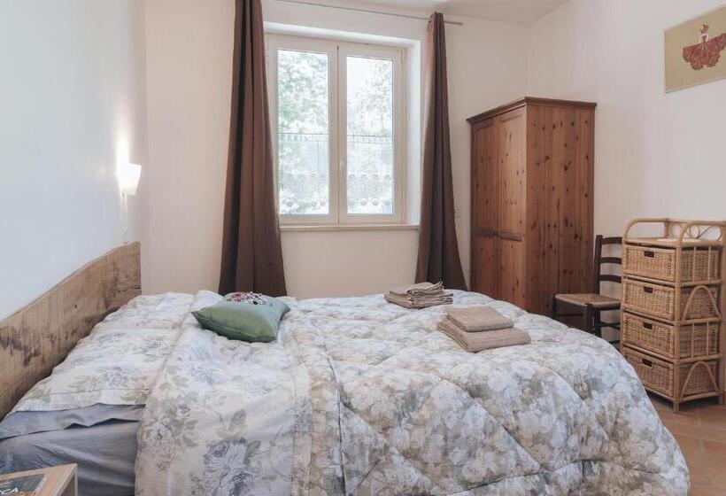 בית מלון כפרי Agriturismo Case Al Sole