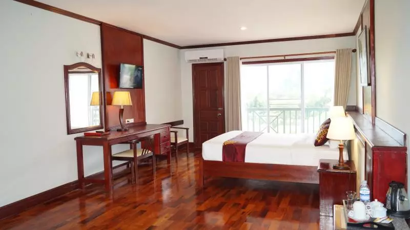 Hotelli Vang Vieng Consiana