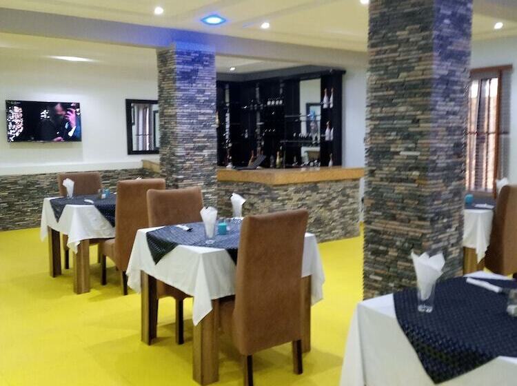 هتل Zoe S International