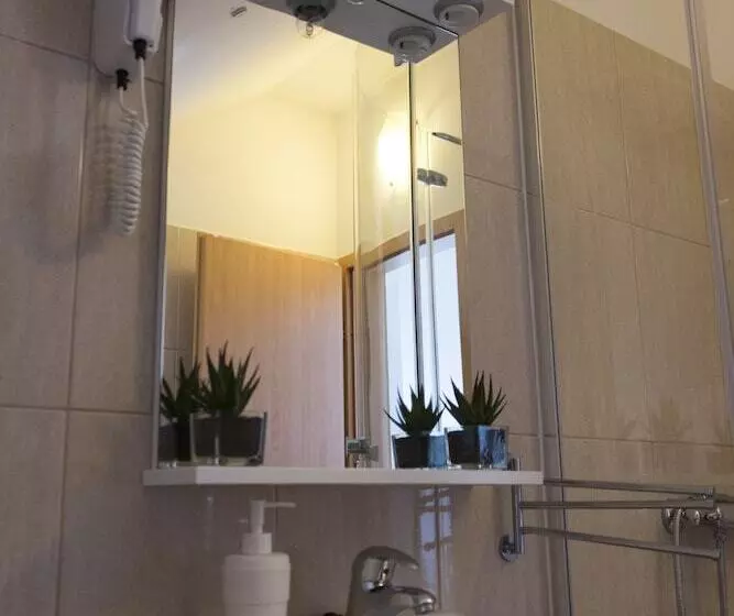 Majatalo Apartments And Rooms Katija & Egon