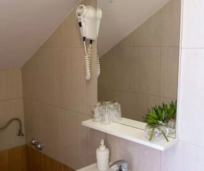 Majatalo Apartments And Rooms Katija & Egon