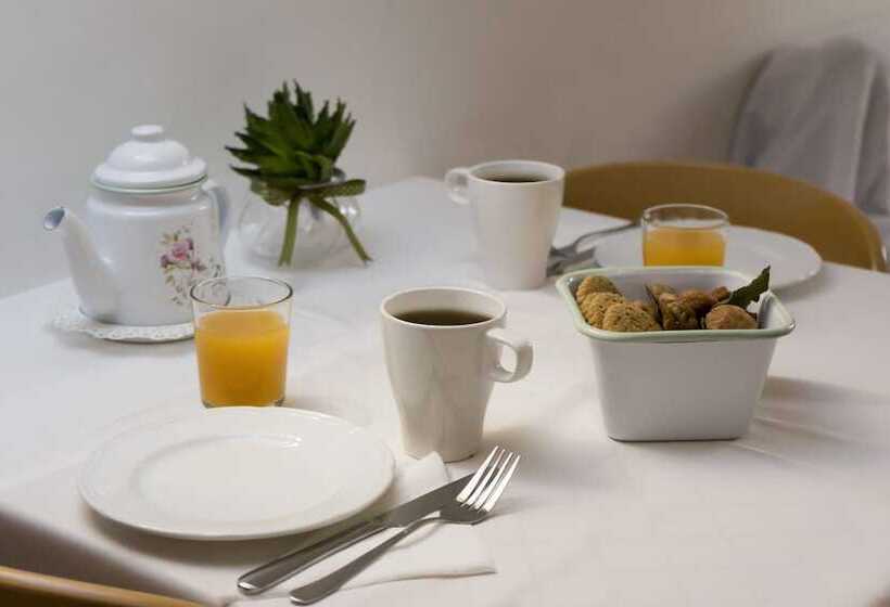 بنسيون Apartments And Rooms Katija & Egon