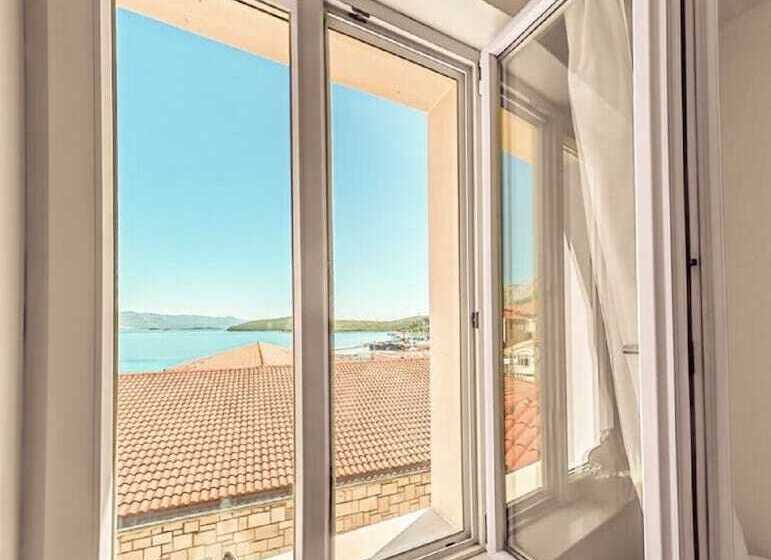 بنسيون Apartments And Rooms Katija & Egon