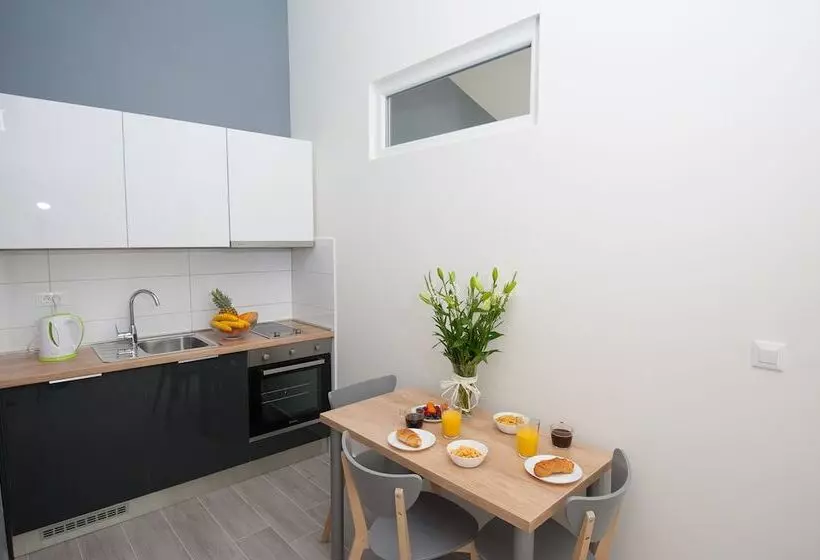 Seaside Luxury Suites