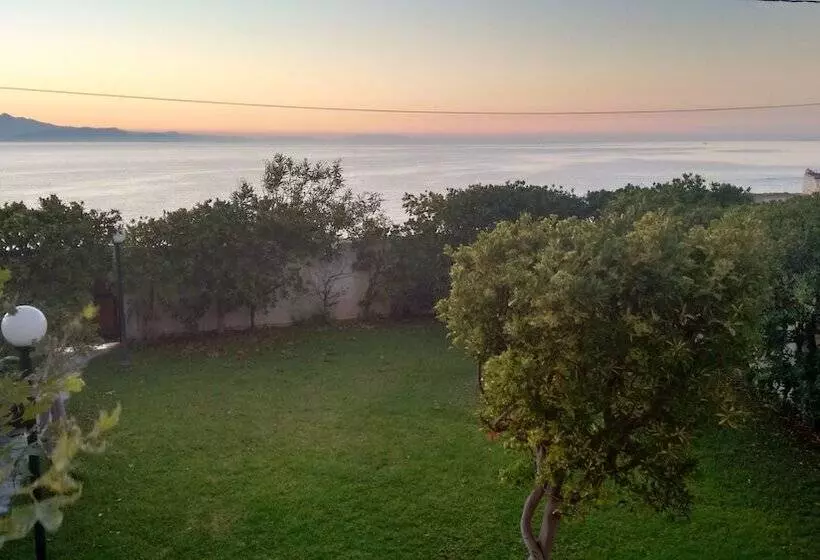 Villa Anastasia Beach Front