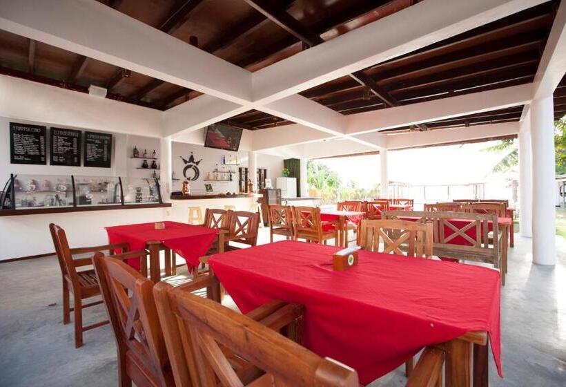 Club Hari Dive Resort