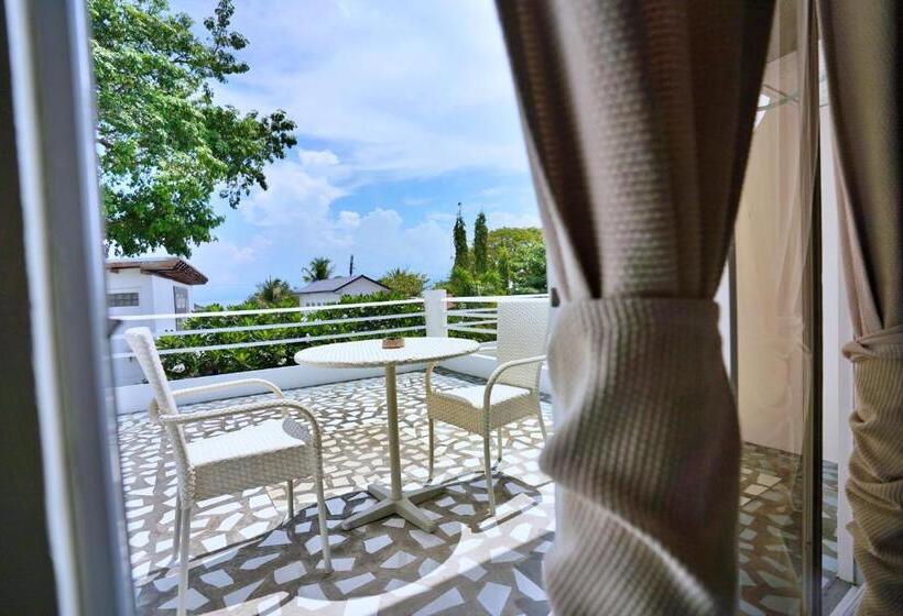 Club Hari Dive Resort