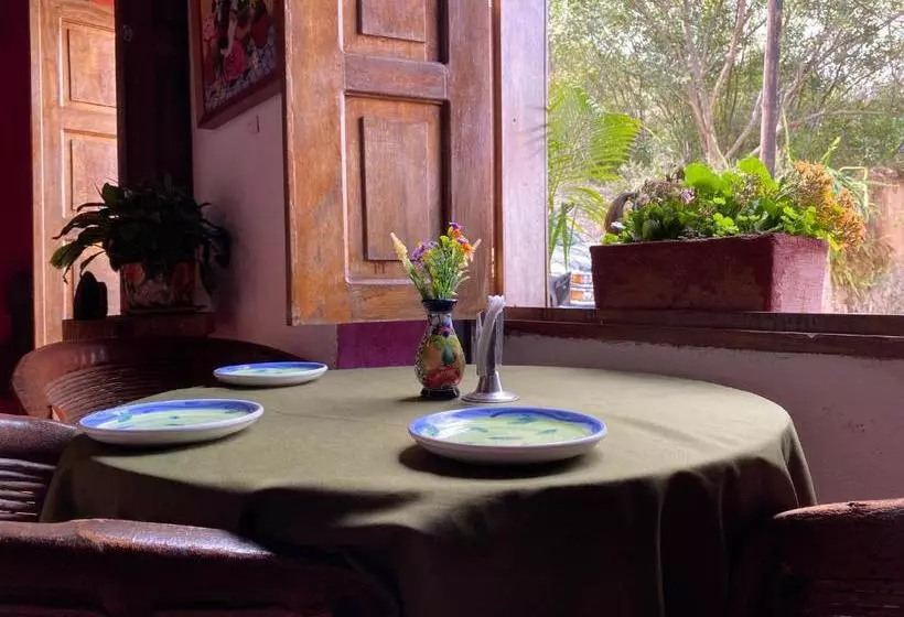 ホテル De Cervantes