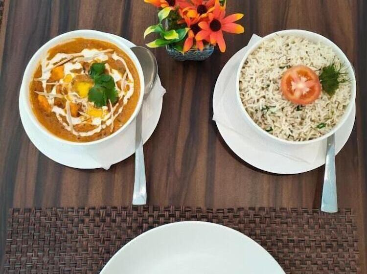 Golden Rock Am Hotel Kollection