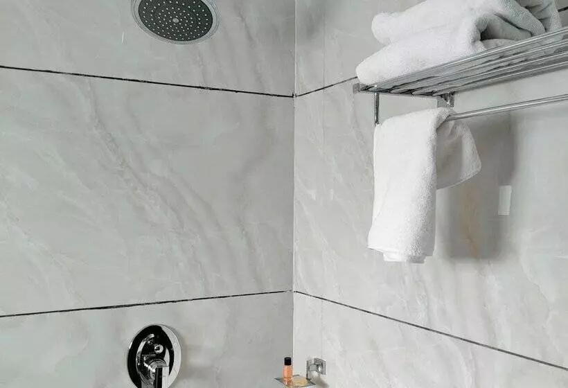 Golden Rock   Am Hotel Kollection