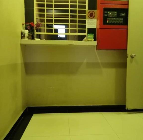 בית מלון כפרי Oyo 89970 Dg