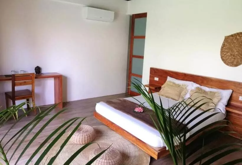 Samadhi Resort & Hydrospa Panglao