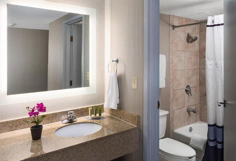 Lake Okoboji Resort And Conference Center