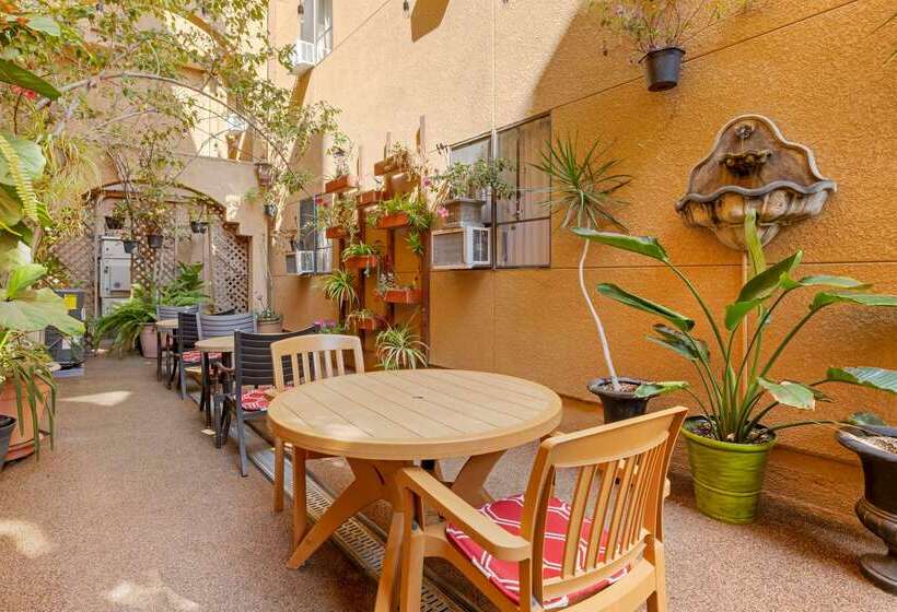 فندق Comfort Inn Gaslamp Convention Center