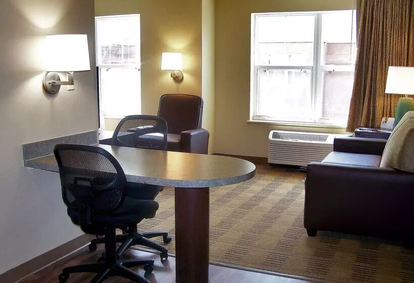 酒店 Extended Stay America Suites Dallas Vantage Point Dr