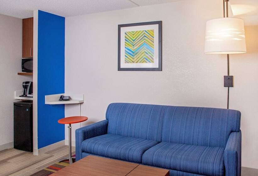 فندق Holiday Inn Express Chesapeake   Norfolk, An Ihg