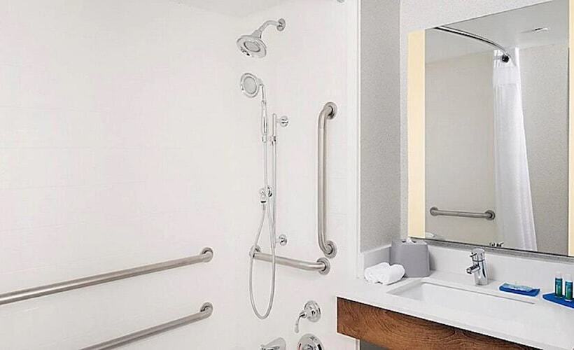 فندق Holiday Inn Express Chesapeake   Norfolk, An Ihg