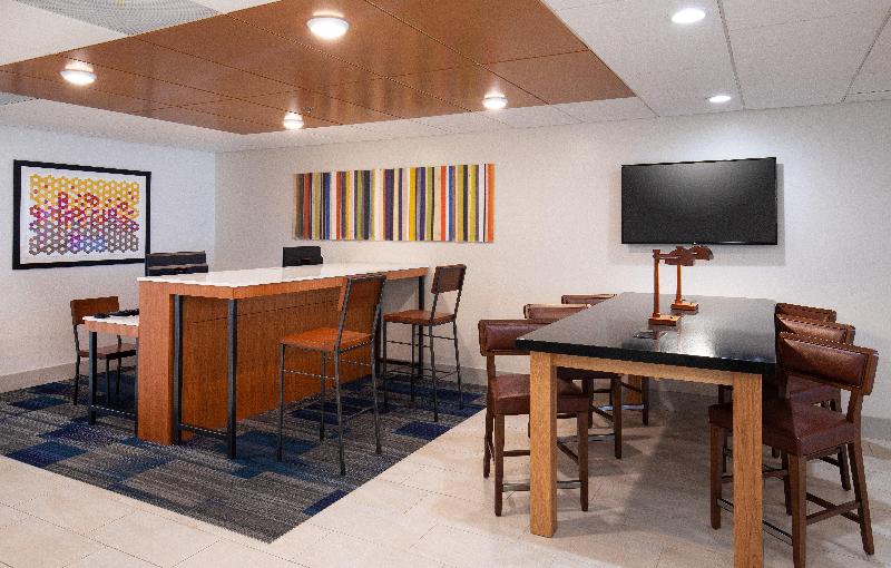 فندق Holiday Inn Express Chesapeake   Norfolk, An Ihg