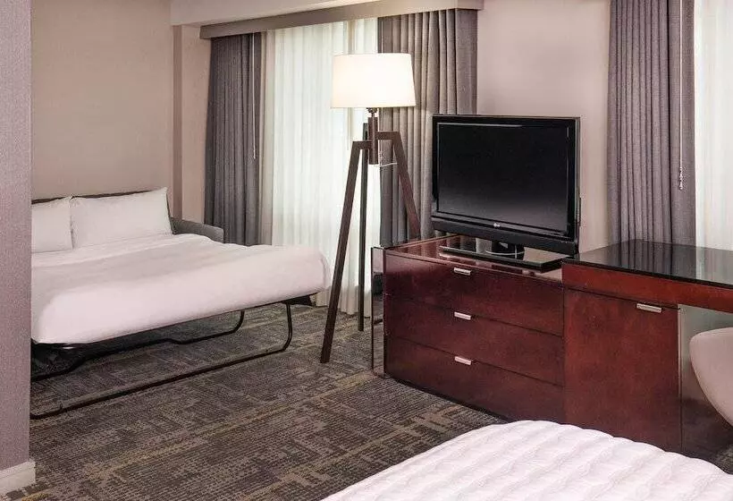 Отель Le Méridien Boston Cambridge