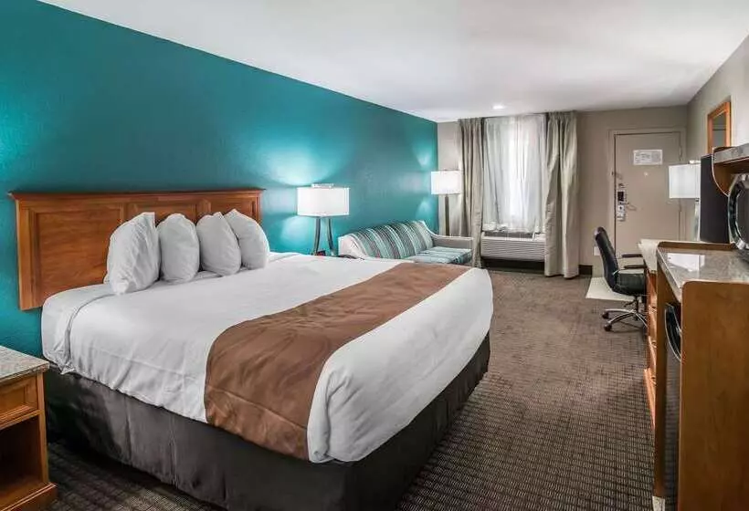 هتل Quality Inn & Suites Near White Sands National Park