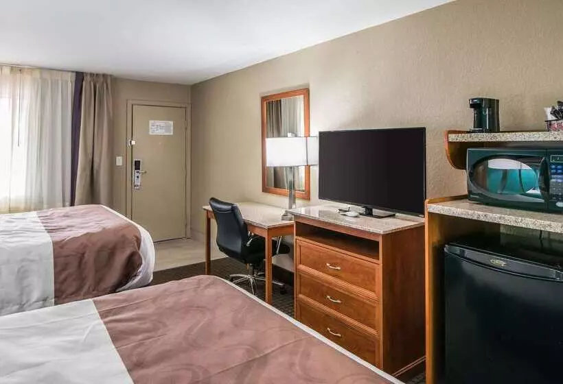 هتل Quality Inn & Suites Near White Sands National Park