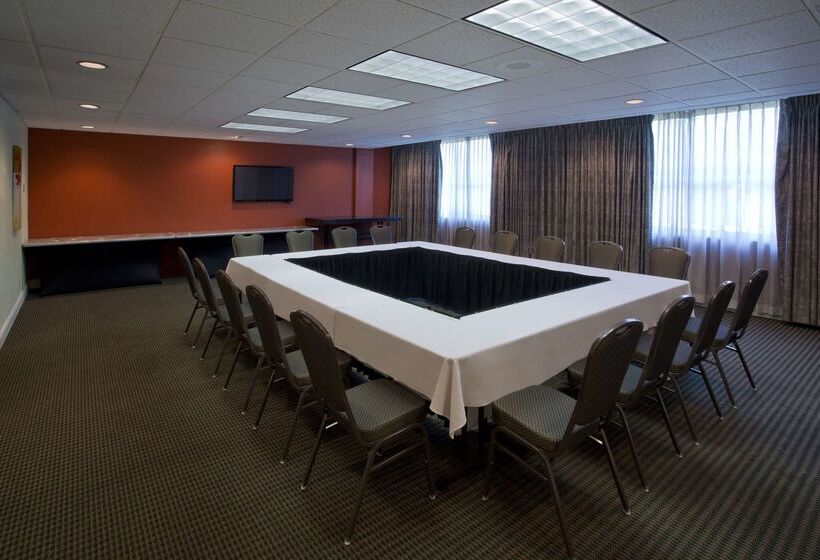 هتل Red Lion Seattle Airport