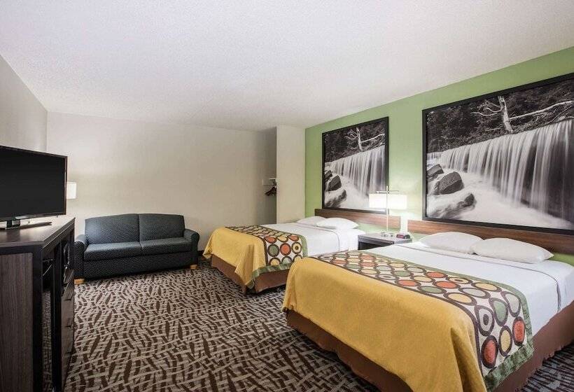 هتل Spark By Hilton Wichita East