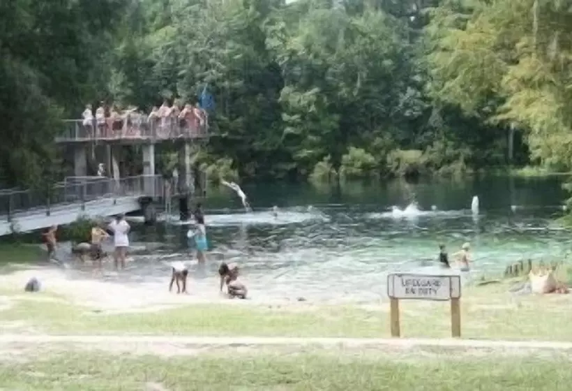 فندق The Lodge At Wakulla Springs