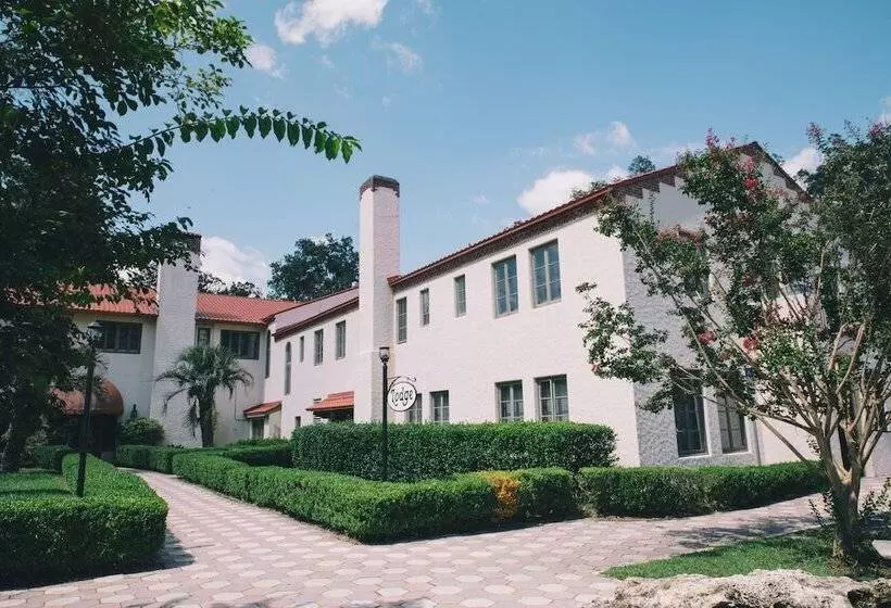فندق The Lodge At Wakulla Springs