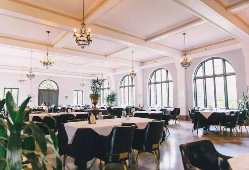 فندق The Lodge At Wakulla Springs