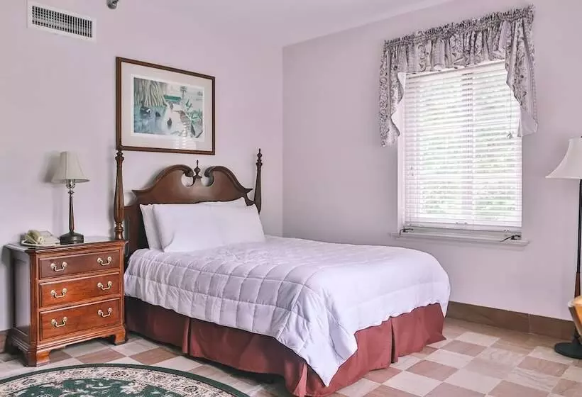 فندق The Lodge At Wakulla Springs