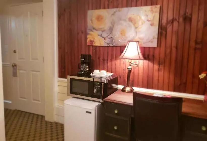 Отель Vandiver Inn