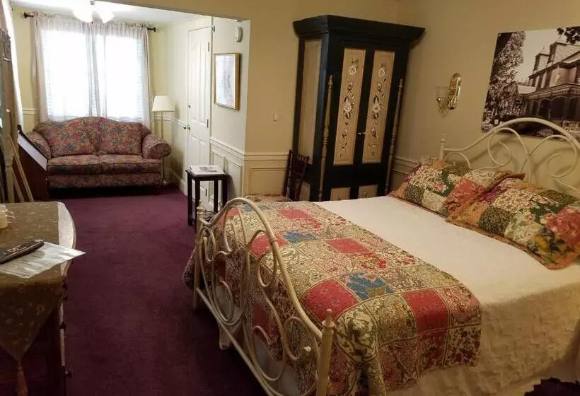 Отель Vandiver Inn