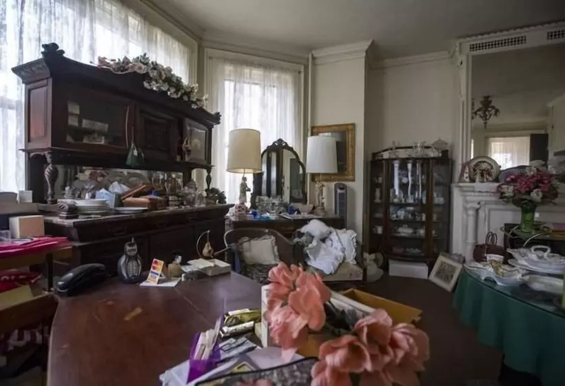 בית מלון כפרי Victorian Inn B&b