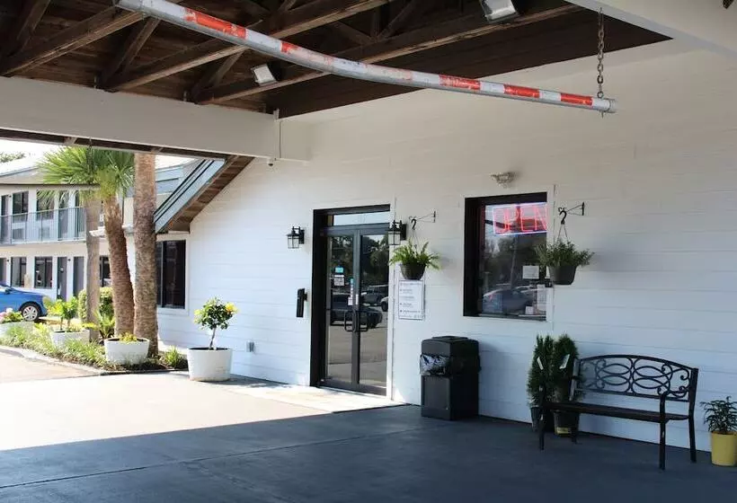 Отель Village Inn Destin