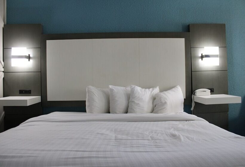 هتل Village Inn Destin