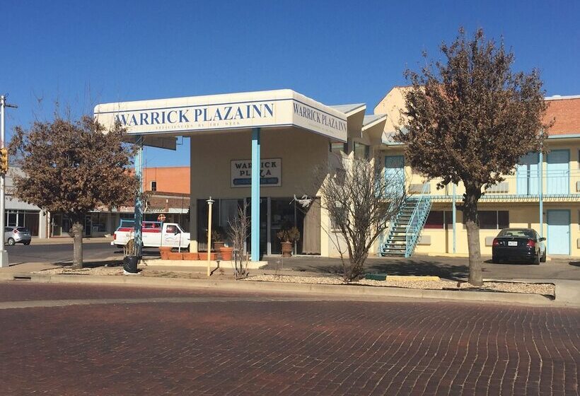 Hotel Warrick Plaza Inn