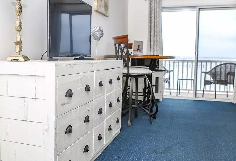 בית מלון כפרי Waterside Inn