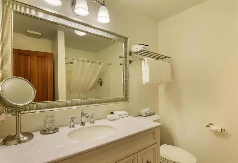 酒店 Wild Iris Inn