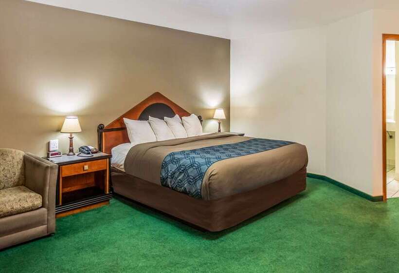 فندق على الطريق Econo Lodge