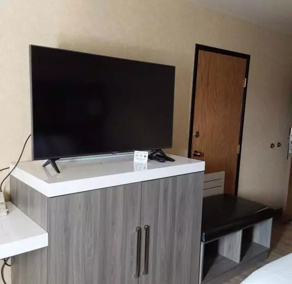 مُتل Lavissh Inn & Suites