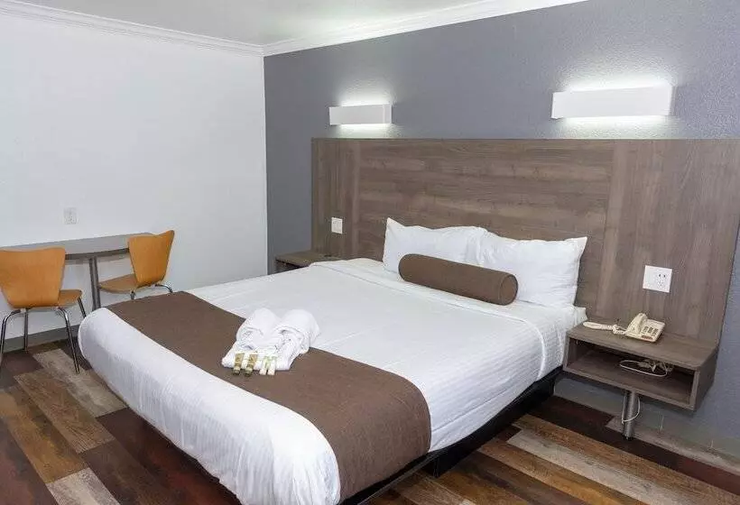 汽车旅馆  Value Inn Bellflower