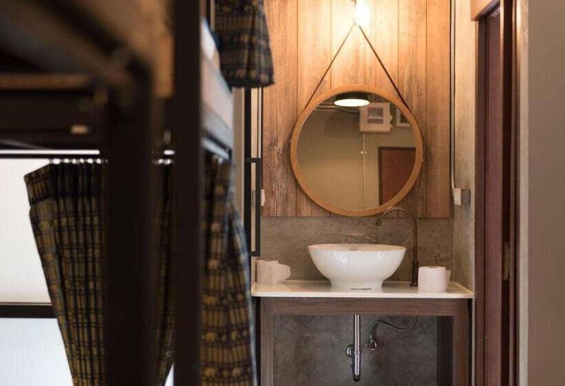 Hospedaria Sri Ayutthaya