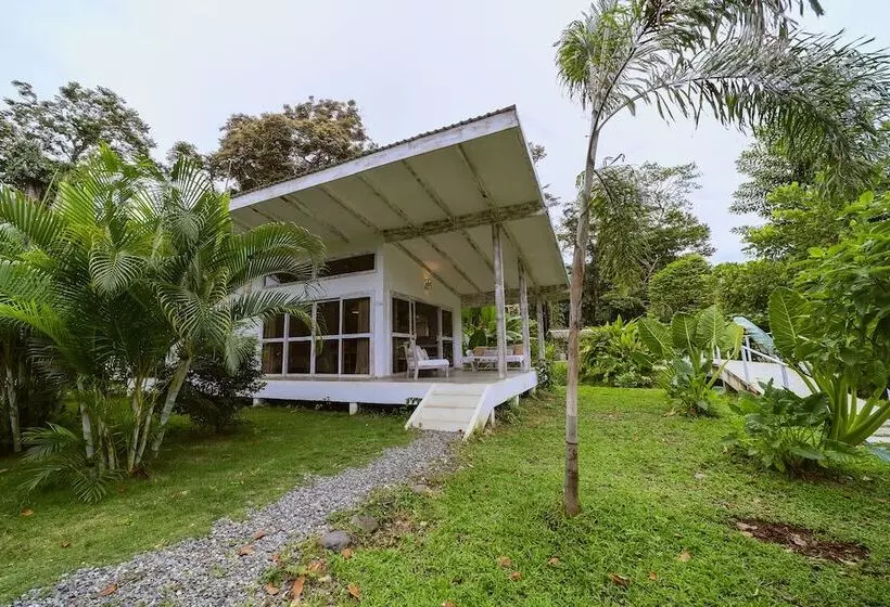 ホテル Sonora Jungle & Yoga Retreat