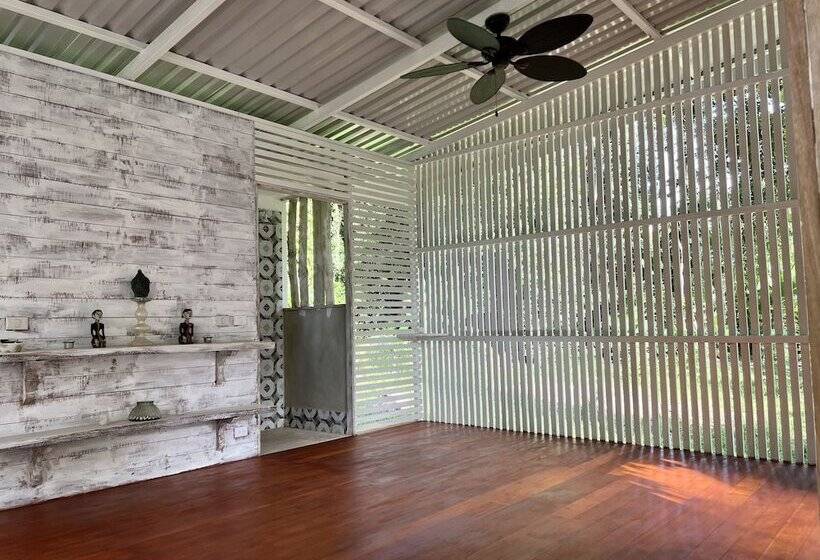 هتل Sonora Jungle & Yoga Retreat